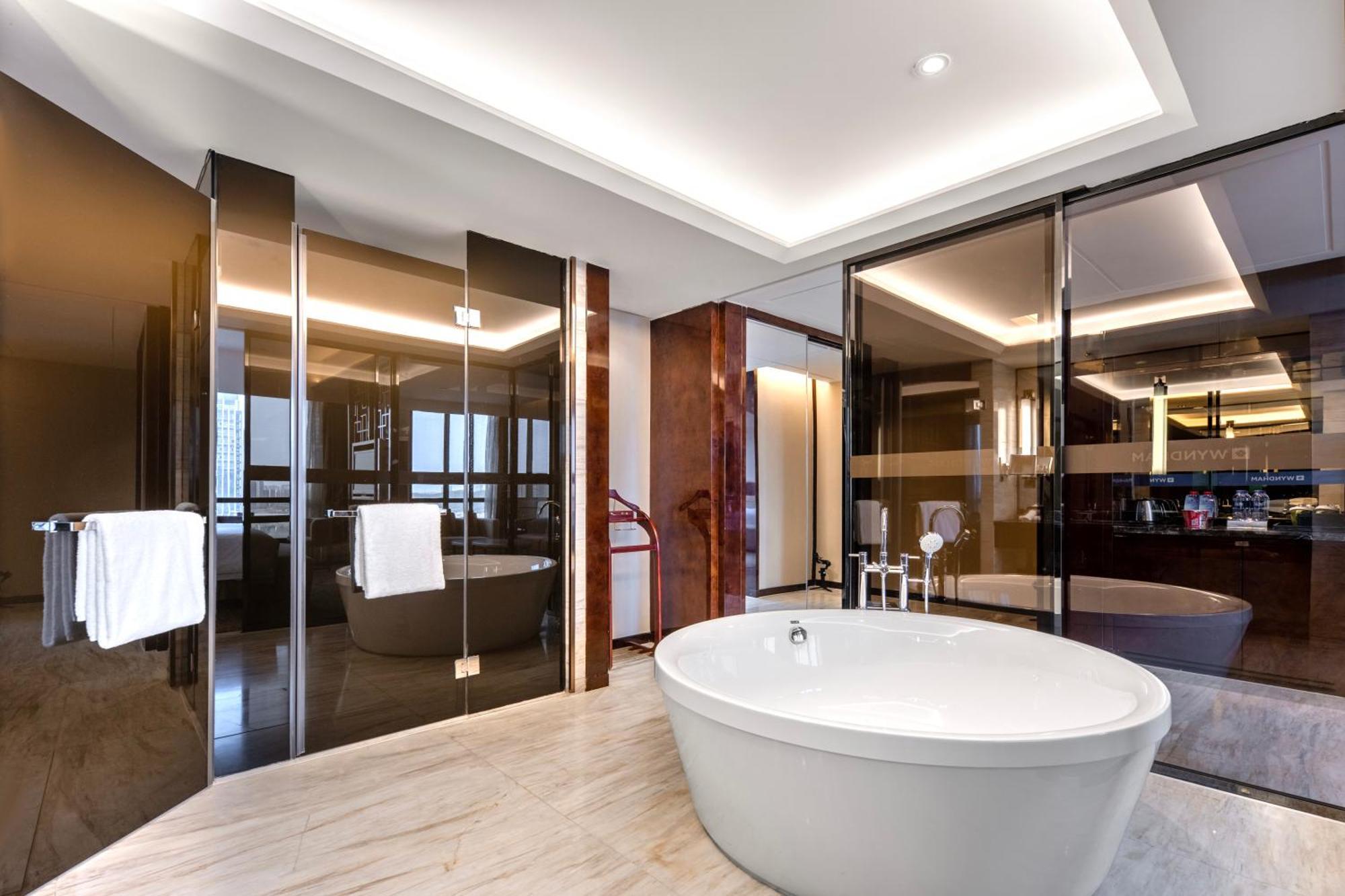 Wyndam Xuzhou East Exterior foto